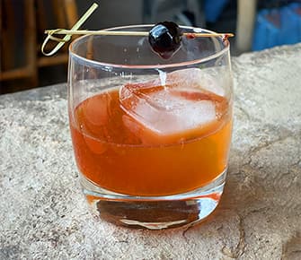 Old fashioned cocktail