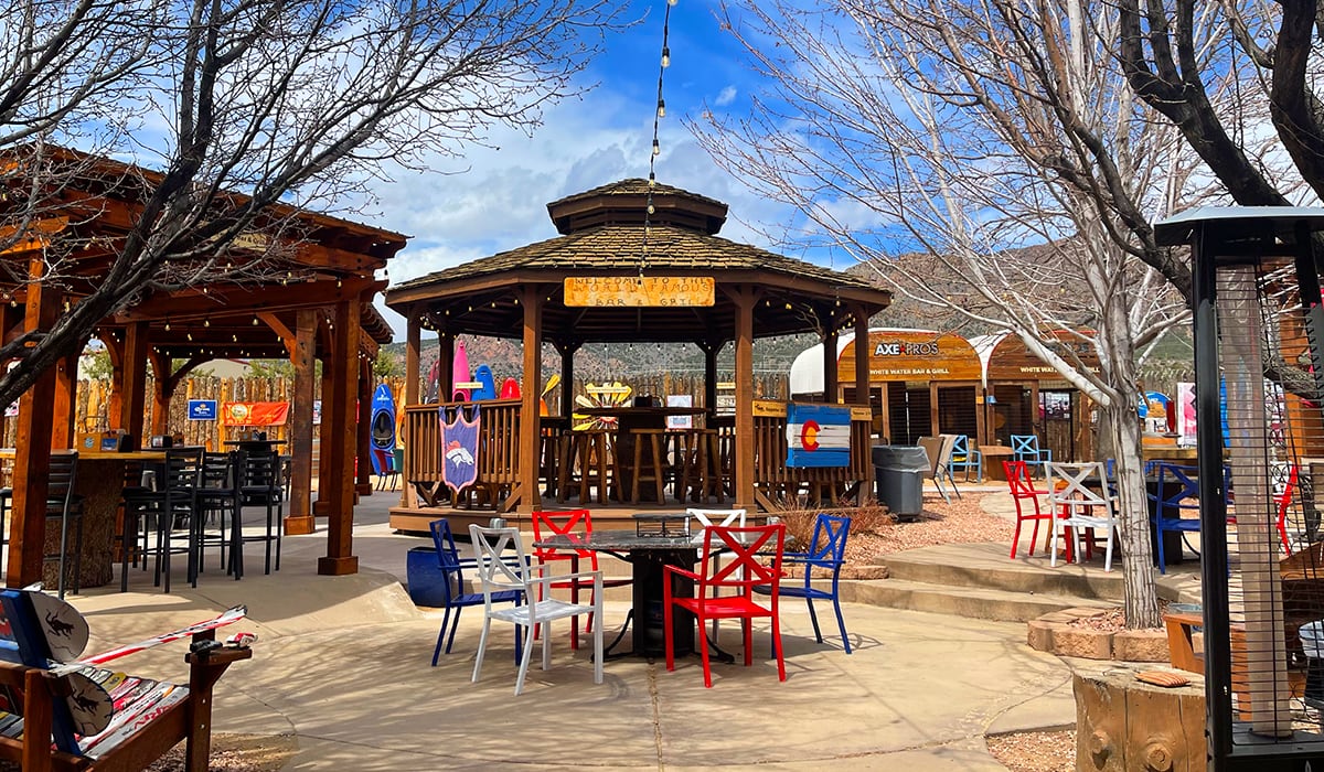 wwbg/wwbg-bar-view.jpg